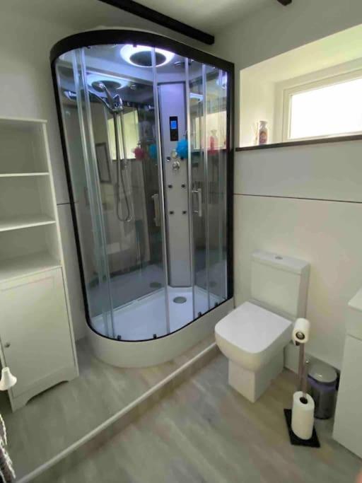 לאנדיילו Beautiful Renovated Former Coach House מראה חיצוני תמונה